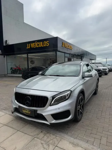 Mercedes-Benz GLA 250 Sport 2.0 TB 16V 4X2 211cv Aut. 2015