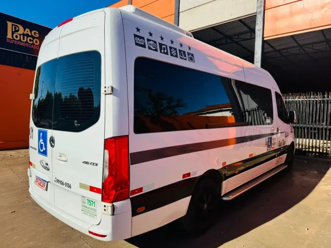 Mercedes-Benz Sprinter 416 Furgão Longo T.a. 2.2 Dies 2020