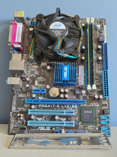 Kit Core 2 Duo, 4GB, P5G41T-M
