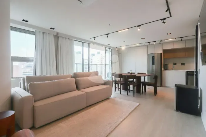 Para Locação com 95m² e 2 suítes, na Vila Olímpia, São Paulo - SP