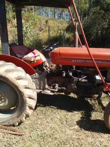 Trator Massey Ferguson 50X Ano 1970 - Excelente Estado - Pronto para Trabalhar