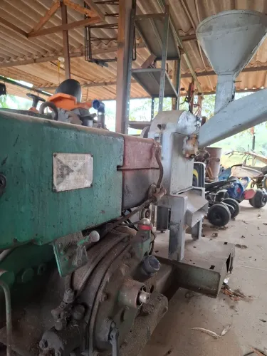 Picadeira com motor yanmar b10