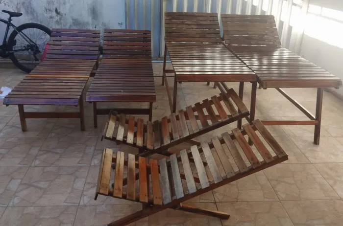 Kit de bronzeamento, macas e cadeiras 
