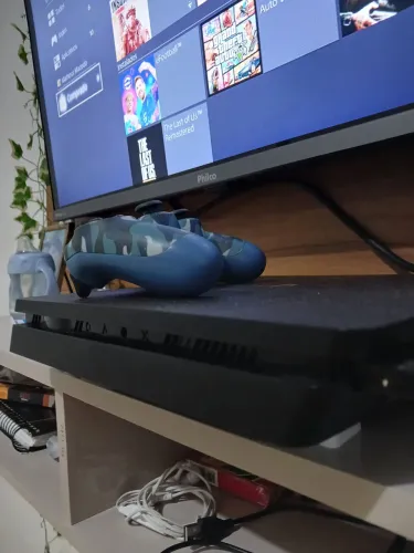 PS4 slim