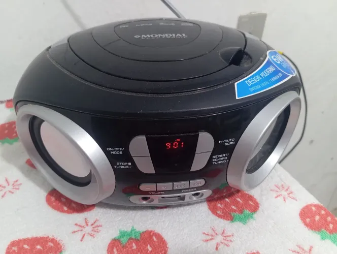 Rádio Boombox Mondial Rádio FM 6W RMS NBX-13 Preto - Bivolt