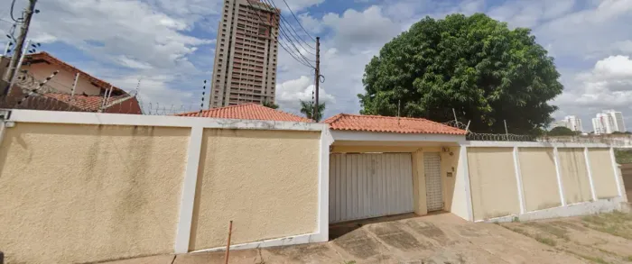 Aluga-se lindo imóvel à uma quadra da Arena Pantanal