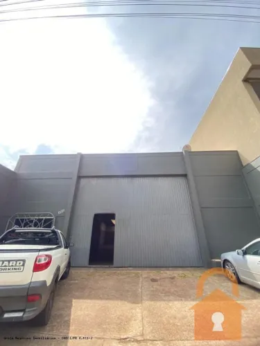 Investimento Lucrativo: Barracão à Venda em Campo Mourão | Lar Paraná