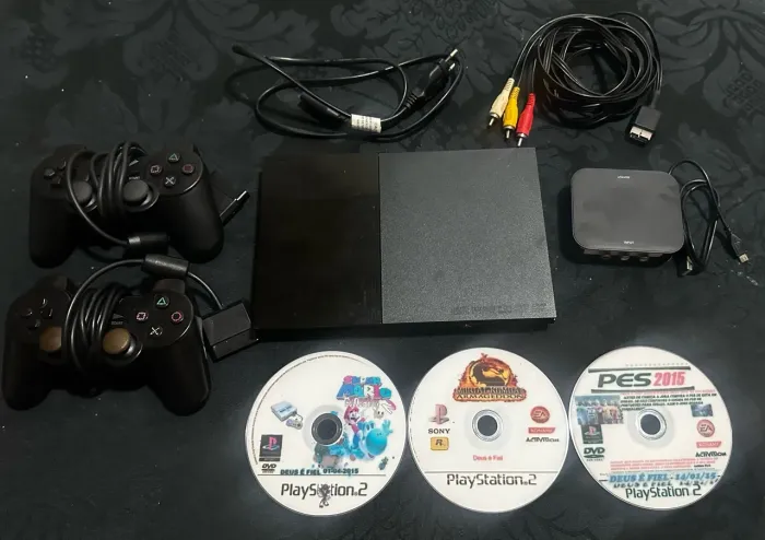 Ps2 slim em excelentes condições 