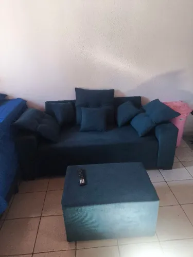 Sofá com puff (VALOR NEGOCIÁVEL)