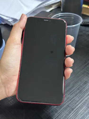 iPhone 11 Red 64Gb