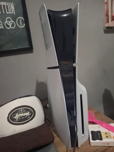 Play Station 5 + monitor gamer