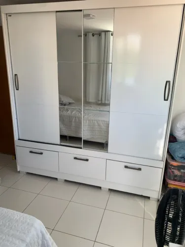 Guarda roupa de casal