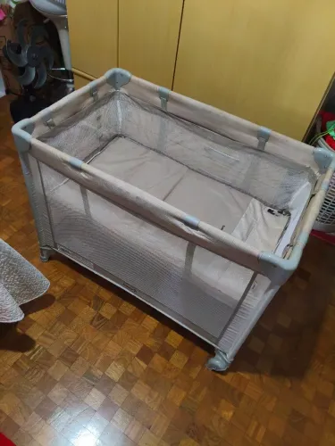 Berço Mini Play usado e em bom estado