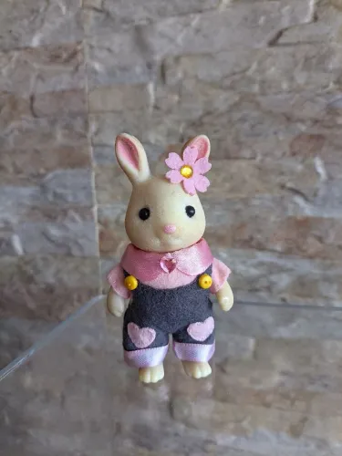 Roupinha Macacão Sylvanian Families 
