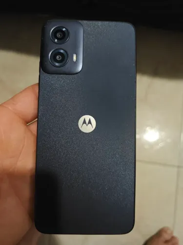 VENDO MOTO G34 com um leve trinco na tela 