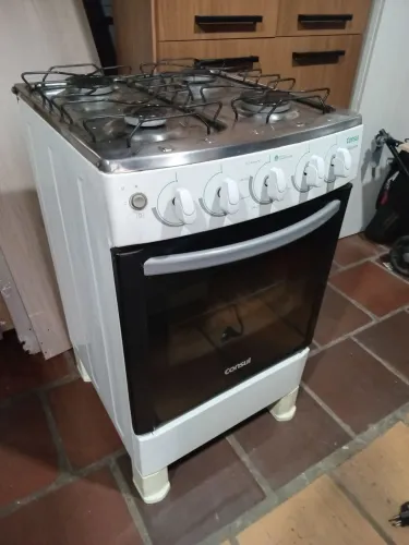 Fogão Consul com acendimento. (Entrego)