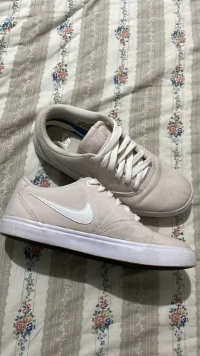 Tênis Nike TAM 38