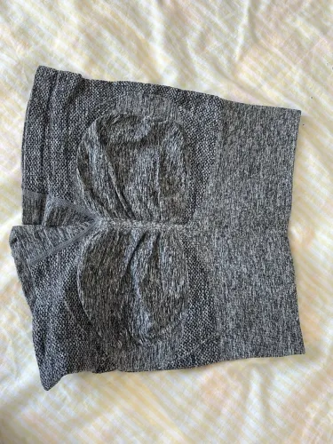 short cinza shein