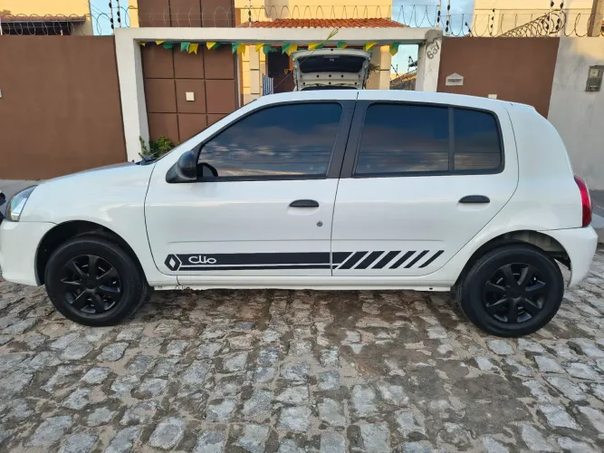 Renault Clio Rn/alize/expr./1.0 Hi-power 16V 5P 2015