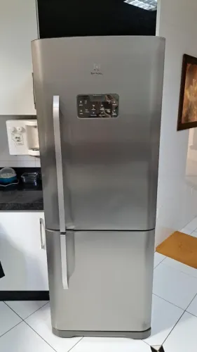 Refrigerador inox Electrolux inverter 454 l - como novo.