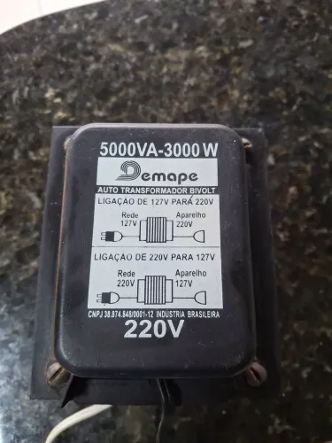 Auto transformador bivolt 127 para 220v ou220 para 127.