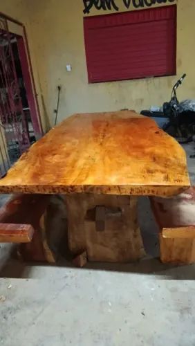 Mesa rústica