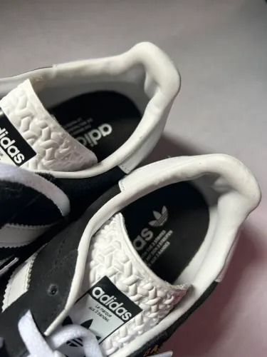 Tênis adidas feminino