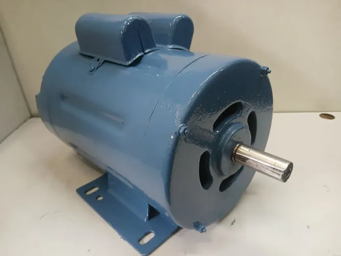Motor elétrico Kolbach monfásico 3 cv 4 pólos