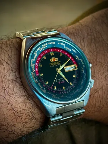 Relogio orient world