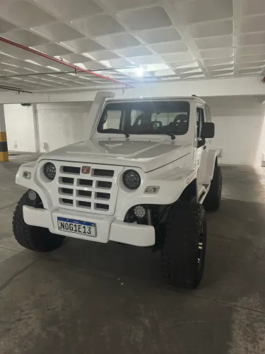 Troller T-4 4X4 3.0 TB Int. Cap. Rígida Diesel 2011