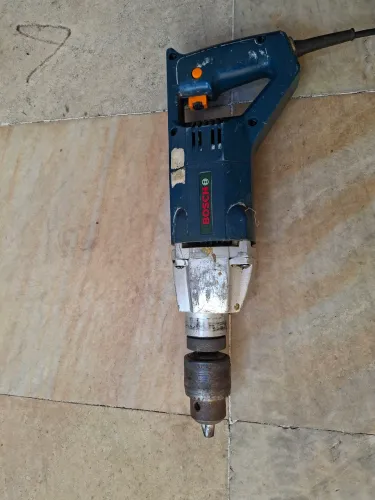 Furadeira bosch