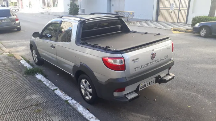Fiat Strada Trekking 1.6 16V Flex CD 2015