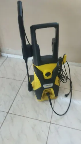 Vende-se lavadora kerche e aspirador Karcher 