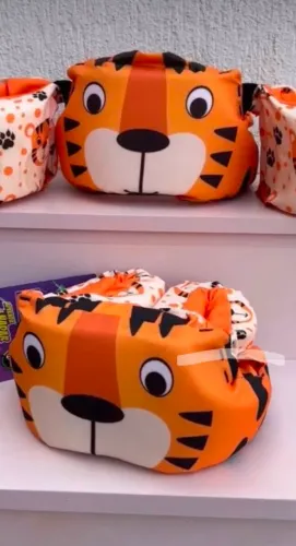 Boia colete infantil prolife de tigre ou estrela