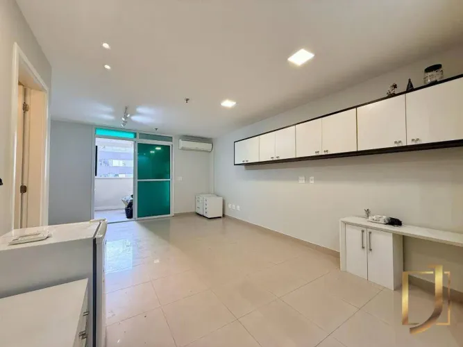 Sala Comercial com 40 m2 em Icarai - Rua Sete de Setembro