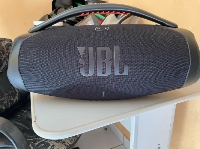 JBL Bombox 3