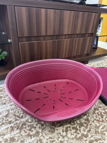 Cama plástica para pet e banheiro/sanitário para pet