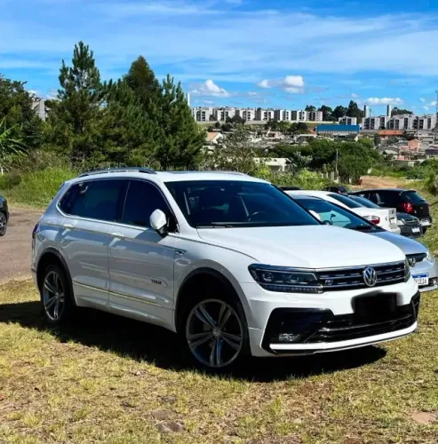 Volkswagen Tiguan Allspac R-line 350 TSI 2.0 4X4 2019