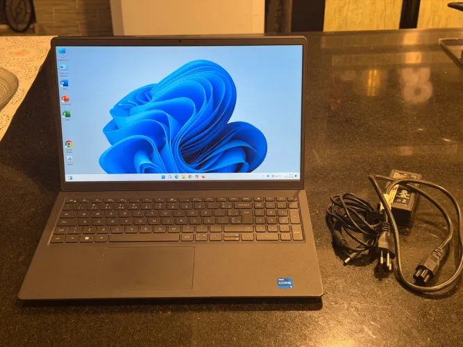 Notebook Dell Inspiron i5 da 12th geração 256SSD 8GB RAM