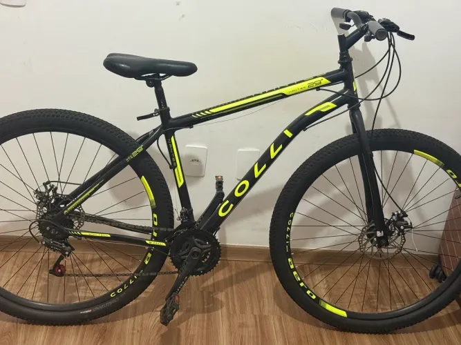 Bicicleta Aro 29 colli Athena 21 marchas freio a disco