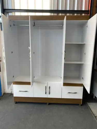 Guarda roupa de casal - entrego 