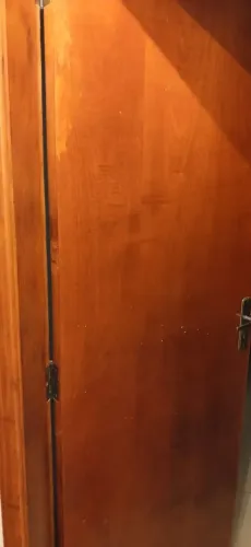 Portas de madeira de apartamento