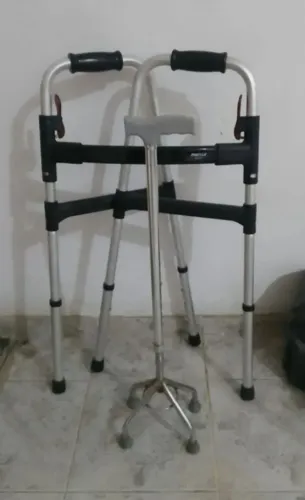 Bengala e andador articulado