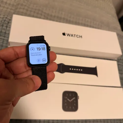 Apple Watch SE 40MM Space Gray