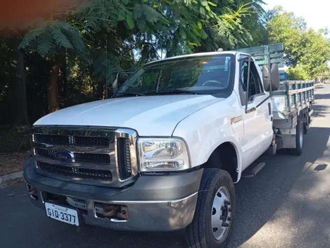 Vendo  F4000 2017 Único Dono - 70 Mil KM Original - Ford 