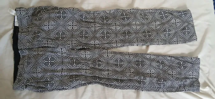 Calça Zara estampada