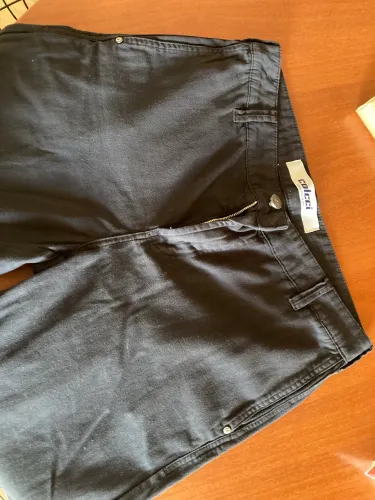 Calça Masculina Sarja Reta Com Bolso Chanfrado