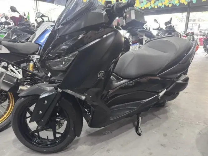 YAMAHA XMAX 250 ABS COM 3.666 KMS