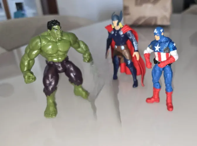 Kit 3 bonecos Vingadores Avengers originais Hulk, Capitão América e Thor