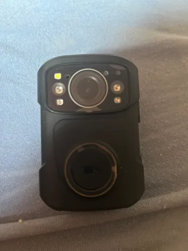 Vende-se uma câmera